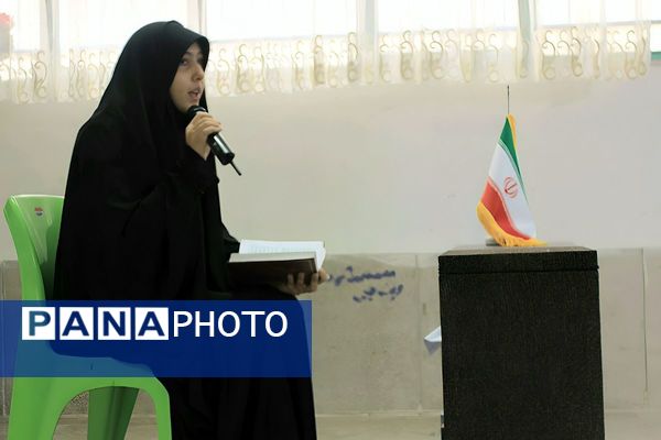  آیین افتتاح جشنواره ماها و ایران‌مون در دبیرستان خدیجه کبری پردیس 