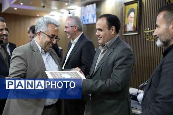 نشست تخصصی قائم مقام سازمان دانش‌آموزی با تشکل‌های پیشتازان در آذربایجان غربی