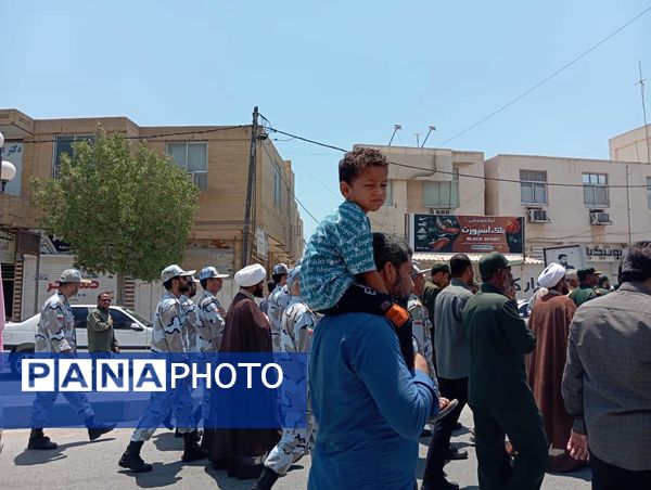تشییع پیکر شهید استوار یکم محمد تنگستانی در بندرلنگه 
