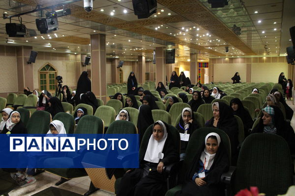 اولین روز از جشنواره ستارگان قرآنی در امامزاده سیدجعفر محمد