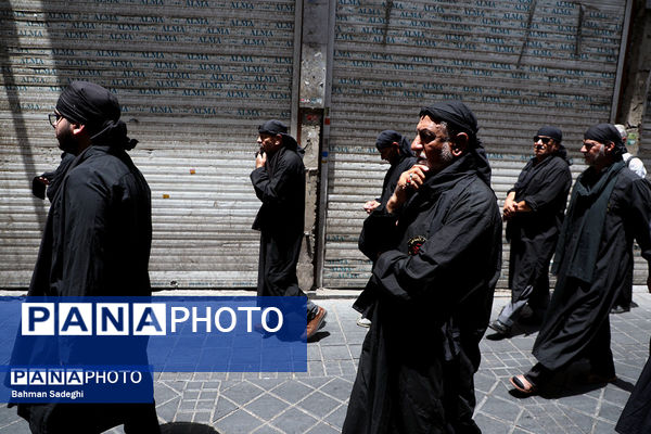  عزاداری روز تاسوعای حسینی در هیات سقاهای همدانی مقیم مرکز