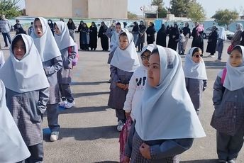 نواختن زنگ مهر در آموزشگاه ولایت شهرستان فریمان