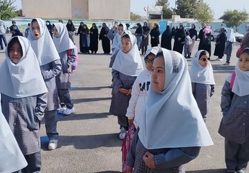 نواختن زنگ مهر در آموزشگاه ولایت شهرستان فریمان