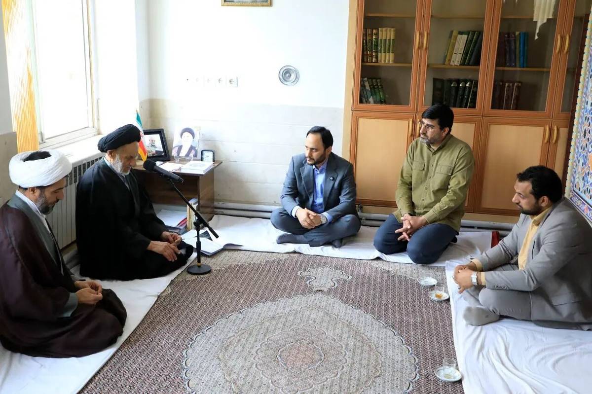 یاد و نام رئیس جمهور شهید در قلبها زنده است