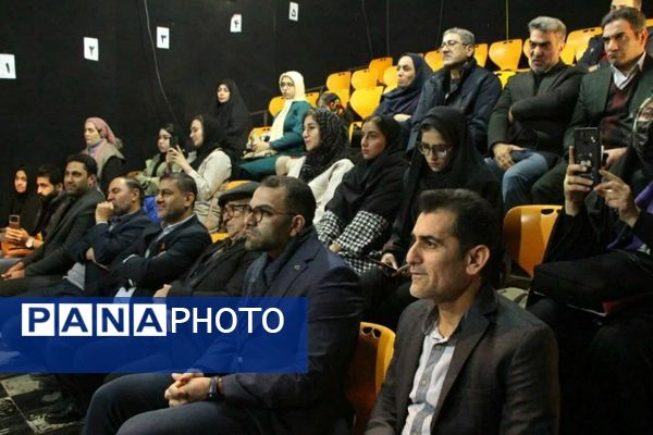 طنین شعر و موسیقی در آغاز ماه رجب؛ محفل ادبی در پیشوا 