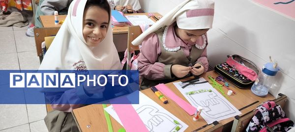 نقاشی دانش‌آموزان دبستان ارمغان هستی ناحیه سه کرج به مناسبت روز استاندارد