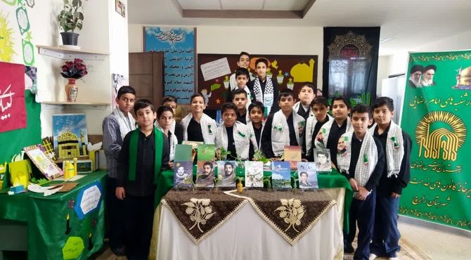 بزرگداشت هفته کتاب و کتابخوانی در دبستان واحدی زارچ