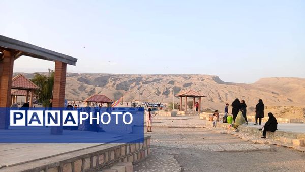 پرواز بادبادک‌‌ها در روز کودک 