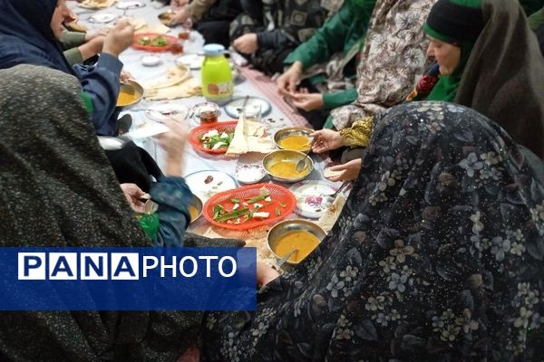 سفره ماه مهمانی خدا در مسجد جامع شهر بار