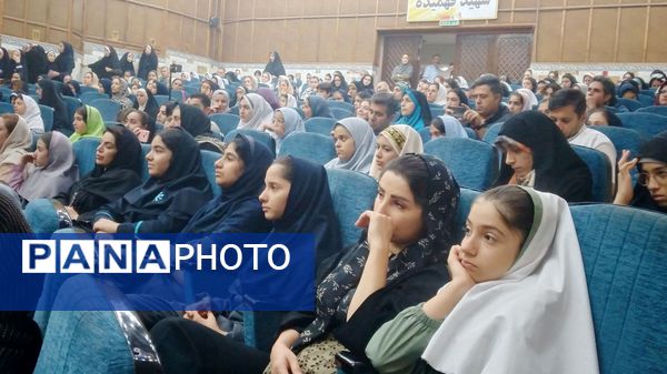 اختتامیه رویداد ملی کتاب‌نوش در استان البرز برگزار شد 