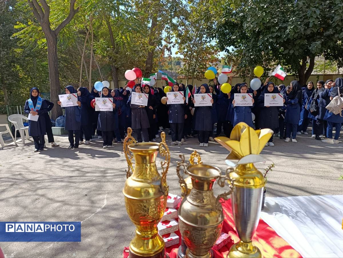 المپیاد ورزشی درون مدرسه ای در دبیرستان اژدر افشار