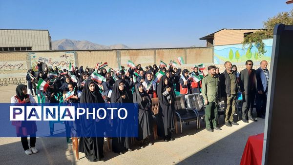 برگزاری مانور پدافند غیرعامل در آموزشگاه سمیه ناغان 