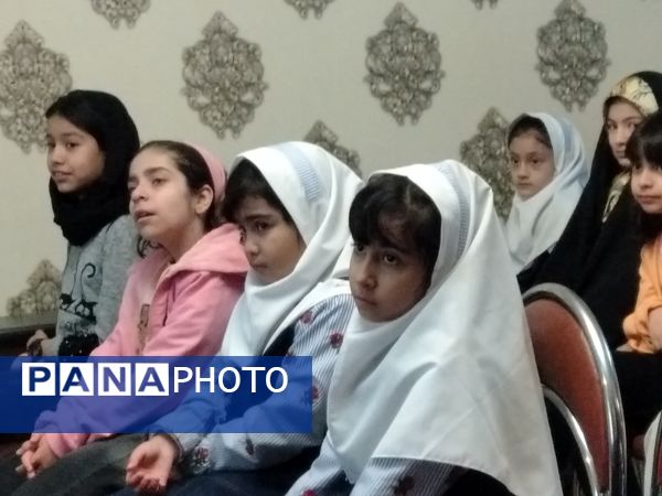 آموزش مقدماتی خبرنگاری در کانون ١۵ خرداد ناحیه ٣ آغاز شد
