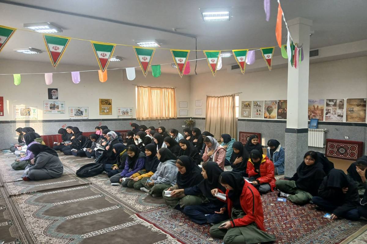 تلاوت قرآن بر تقویت امنیت روانی دانش‌آموزان کمک می‌کند