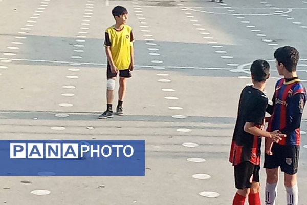  فینال المپیاد ورزشی درون مدرسه‌ای در دبیرستان بشارت بهارستان‌دو 