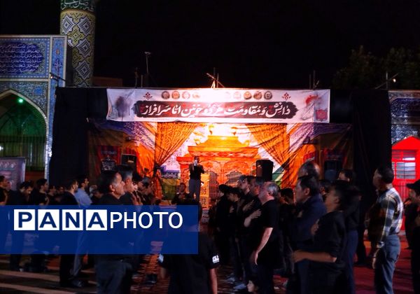  مراسم عزاداری اباعبدالله الحسین(ع) در مسجد شهدای گمنام 