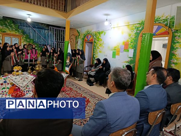 جشن یلدا در دبیرستان نمونه اندیشه 