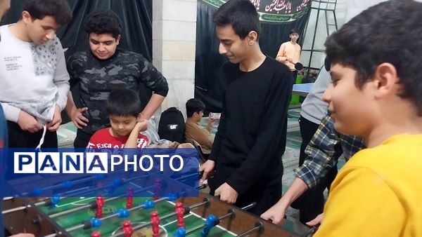 اعتکاف دانش‌آموزان دبیرستان شهید بابایی منطقه ۱۵ 
