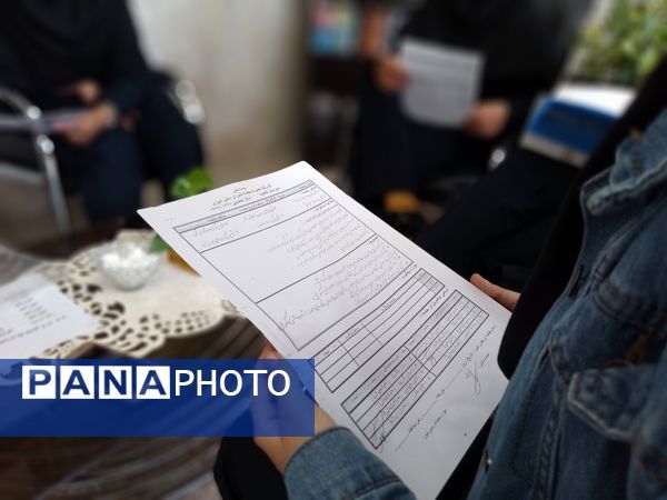 برگزاری اولین جلسه شورای دانش‌آموزی در دبیرستان دخترانه فاطمیه