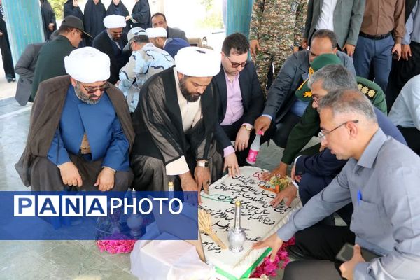 تجدید میثاق با شهدا و آرمانهای انقلاب در آغاز هفته دفاع مقدس