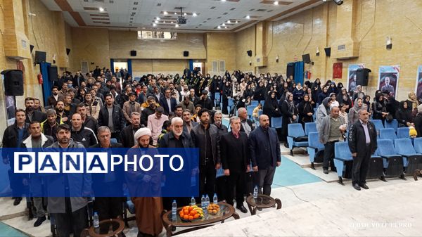 جشن باشکوه ولادت حضرت علی (ع) در سالن ارشاد 