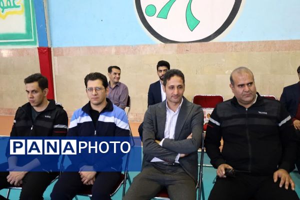 آیین افتتاحیه المپیاد ورزشی درون‌مدرسه‌ای در یزد
