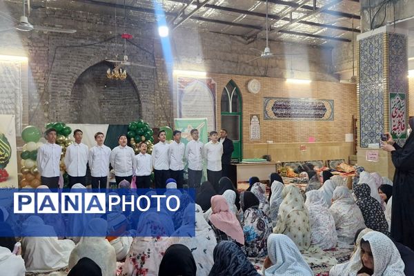 فشافویه میزبان خلوت عاشقانه دانش آموزان در نخستین روز اعتکاف همزمان با ولادت حضرت علی (ع)