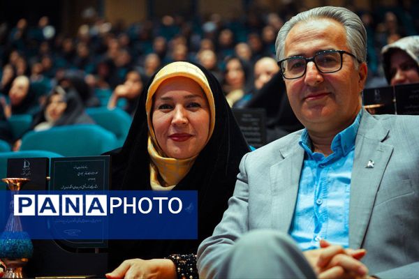 آیینه‌ تلاش کارمندان دانشگاه فردوسی مشهد(۲)