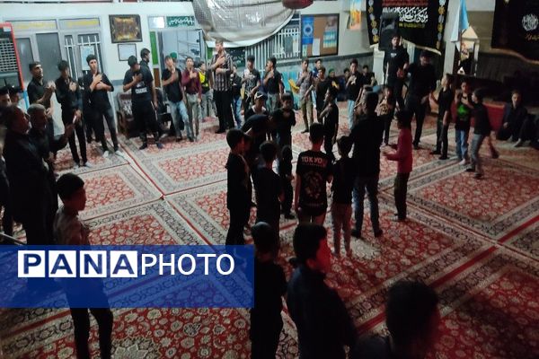 مراسم عزاداری امام حسین(ع) در شهر بار 