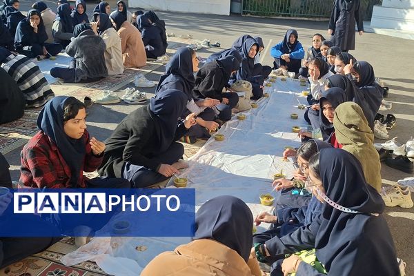 مراسم عزاداری حضرت زهرا (س) در دبیرستان دخترانه هیأت امنایی پویش ناحیه ۳شیراز 