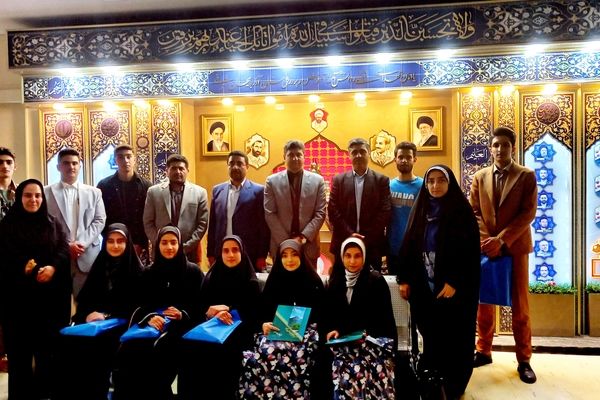 اولین نشست نمایندگان مجلس دانش‌آموزی آذربایجان شرقی با معاون پرورشی و فرهنگی استان