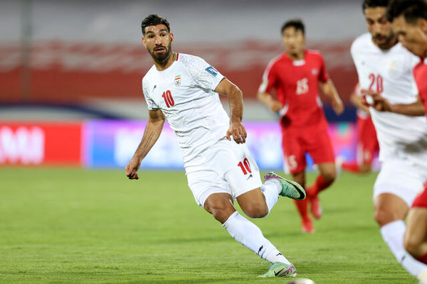 شهریار مغانلو در یک قدمی تراکتور