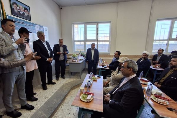 آیین افتتاح مدرسه شش کلاسه مرحوم کاووسی شهرستان خلیل‌آباد 
