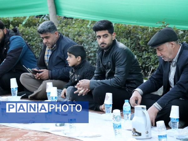 بزرگ‌ترین سفره جهان اسلام به نام کریم اهل بیت برپا شد