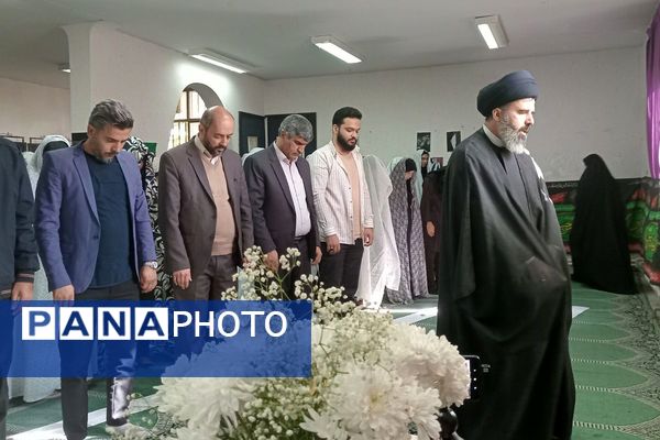  زنگ نماز در هنرستان آفرینش پردیس با حضور امام جمعه و مدیر آموزش و پرورش