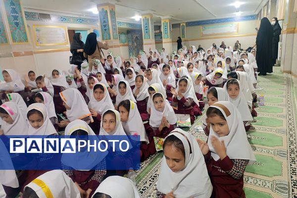 برگزاری جشن شکوفه‌های قرآن در آموزشگاه‌های باهنر ۱ و ایران ۲ 