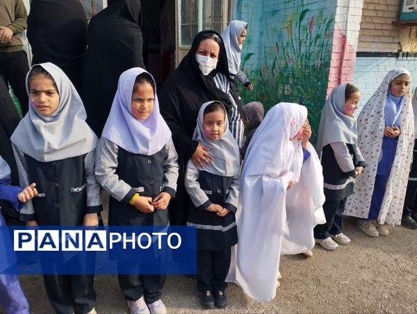 جشن مادر و دختری  در مدرسه تکتم خلیل آباد 