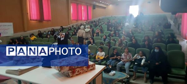 برگزاری مراسم تجلیل از مقام زن به مناسبت ولادت حضرت فاطمه زهرا(س)