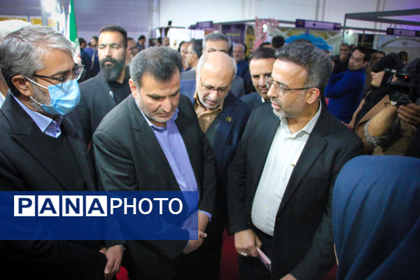 آغاز به‌کار نمایشگاه نوآوری و فناوری کاشان با ارائه دستاوردهای دانش‌آموزی