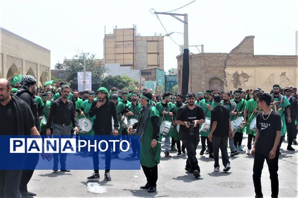 جلوه‌های باشکوه عزاداری روز عاشورا در قم