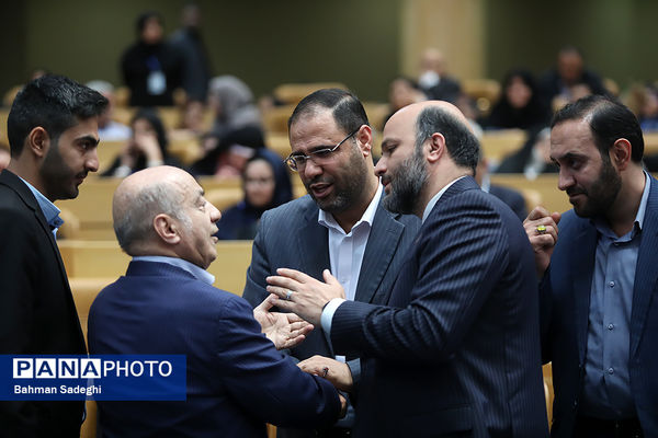 همایش ملی تکریم خیرین مدرسه‌ساز
