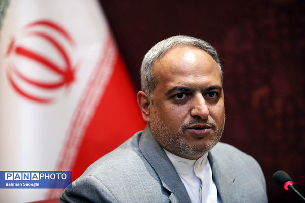 آیین تجلیل از معلمان نمونه استانی شهرستان‌های استان تهران