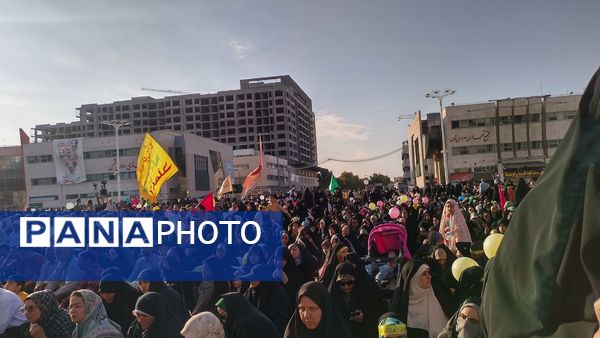 جشن مردمی بیعت به‌مناسبت اغاز امامت حضرت مهدی (ع)