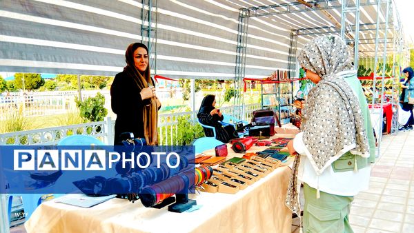 تی‌تی ؛‌ جشنی‌که تاکستان‌ را‌ به‌ تپش‌ انداخت