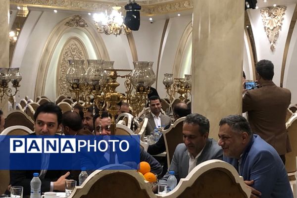 مراسم تقدیر از فرهنگیان نمونه در ناحیه 2 شهرری 