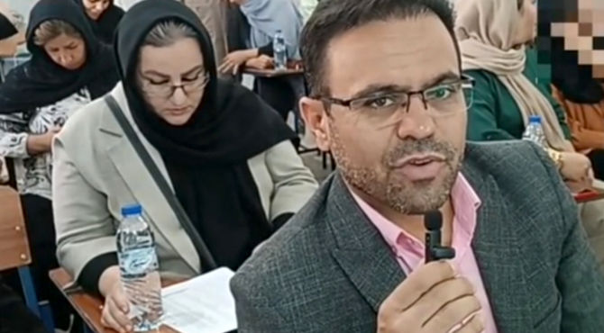 جلسه دبیران با اولیا دانش‌آموزان در دبیرستان هاشمی رفسنجانی 