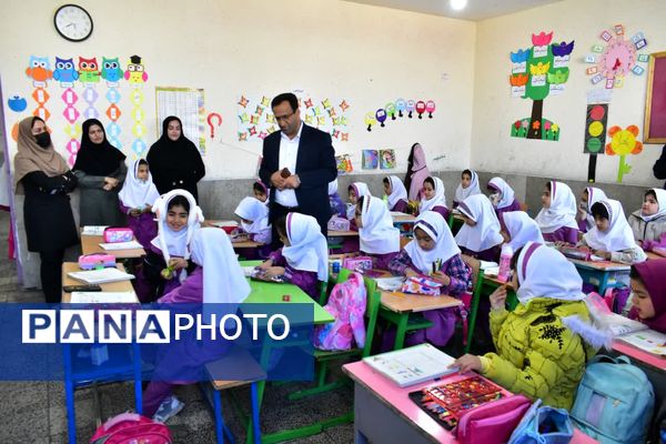 بازدید سرزده مدیرکل آموزش و پرورش کهگیلویه و بویراحمد از مدارس شاهد