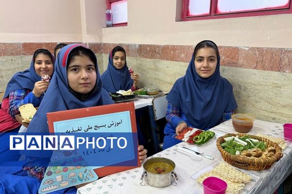 از کلاس تا سفره؛ جشنواره غذای مدارس شهرستان ملارد 