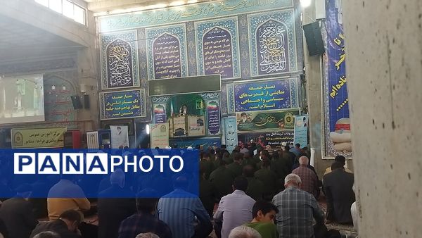 نماز عبادی و سیاسی جمعه همزمان با آغاز هفته نیروی انتظامی در نیشابور