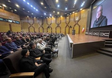 خاطره‌های ماندگار همایون ارشادی در سکوت یک وداع